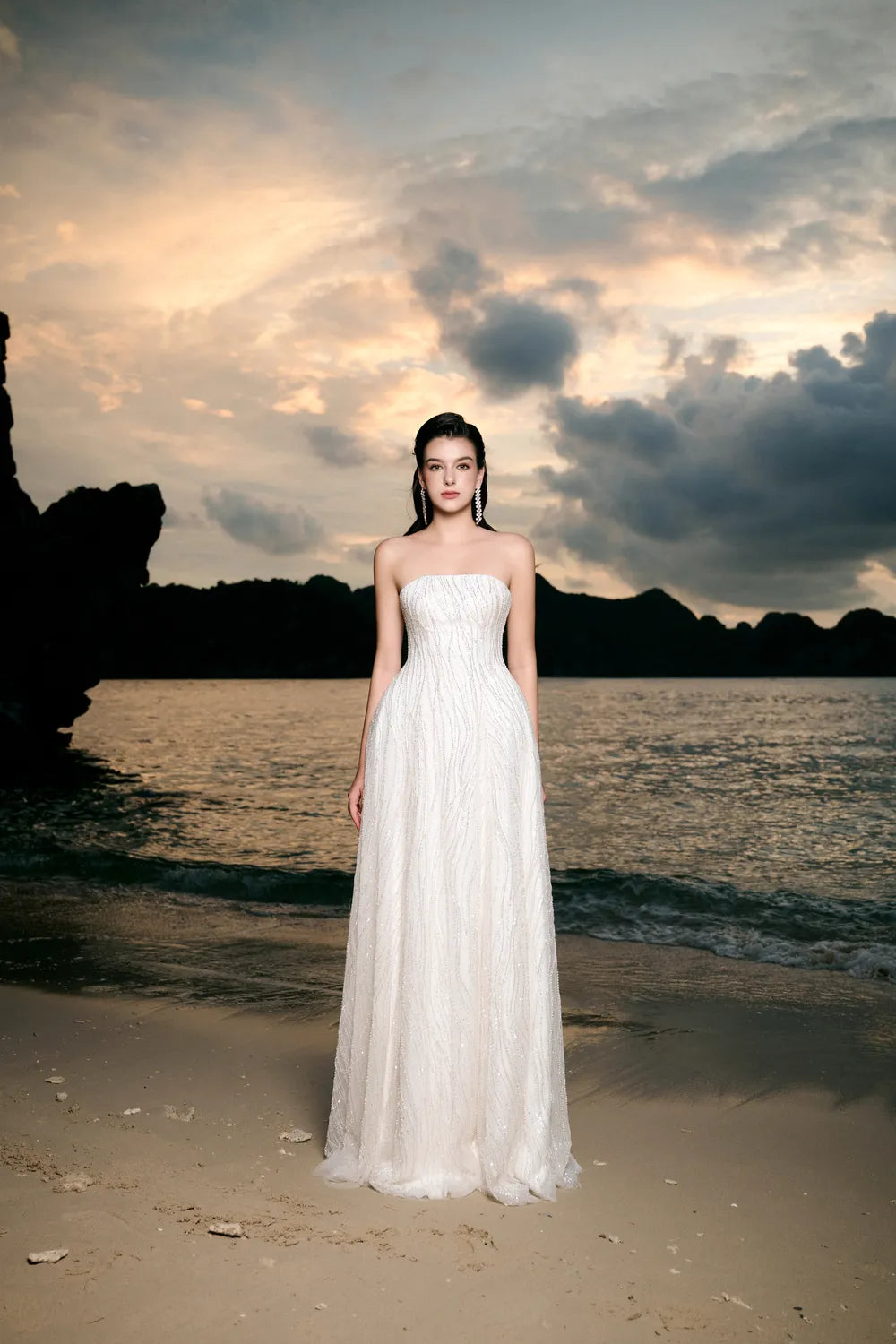 Strapless Wavy Crystal Embellished Dress